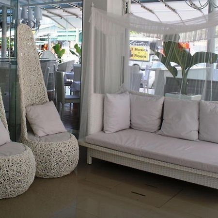 Santi White Hotel Phuket ภายนอก รูปภาพ