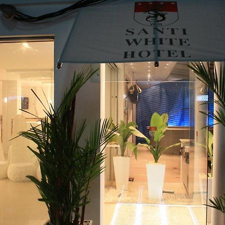 Santi White Hotel Phuket ภายนอก รูปภาพ